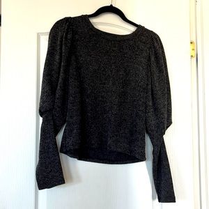 Women’s Zara sweater. Like new